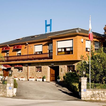 Hosteria Los Sauces Maoño Kültér fotó