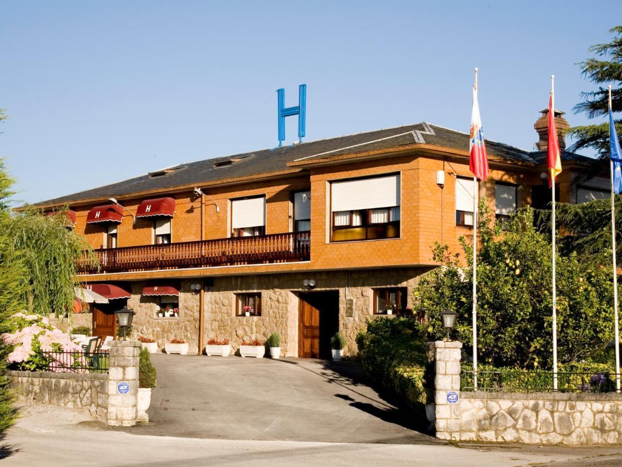 Hosteria Los Sauces Maoño Kültér fotó